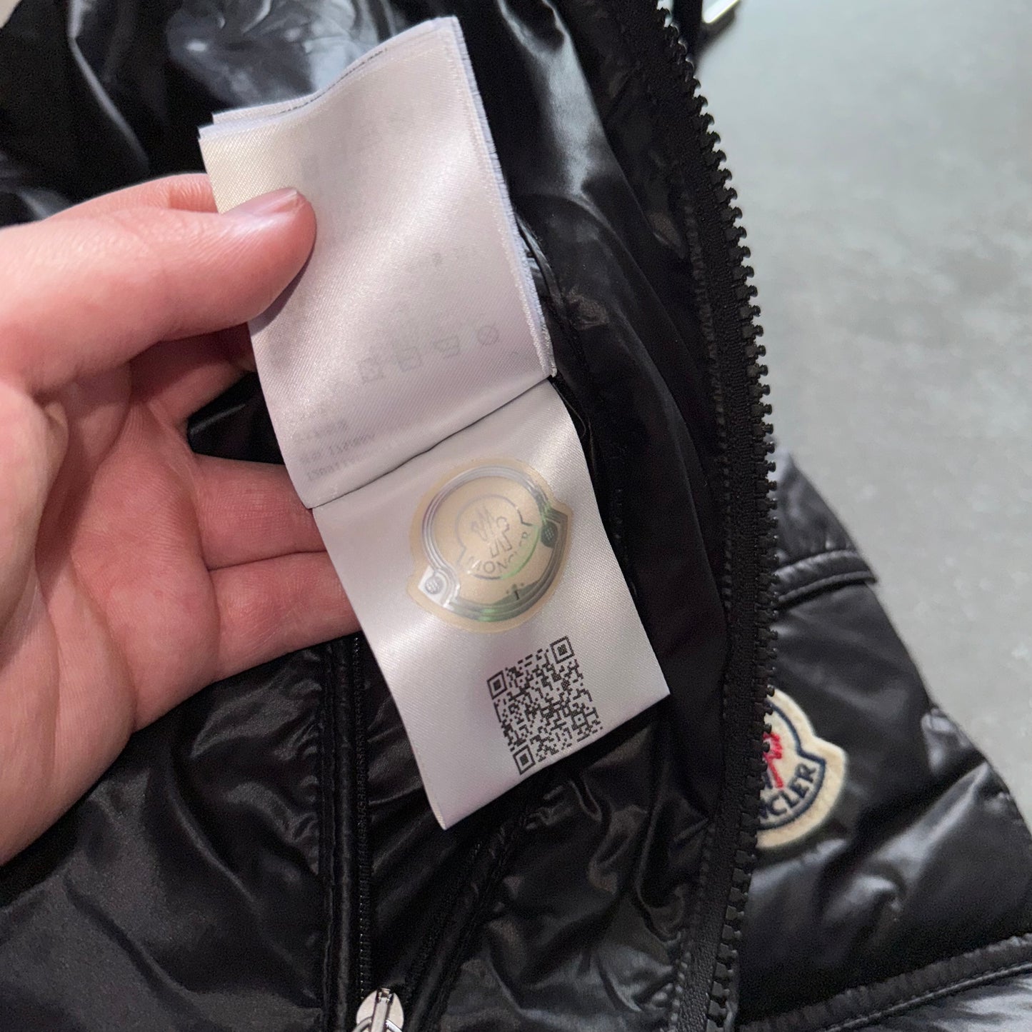 Moncler Pavin Black Puffer Jacket
