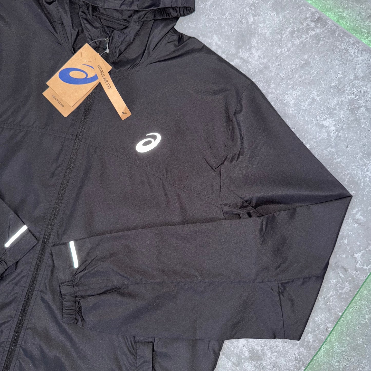 Asics Run Hood Black Windbreaker