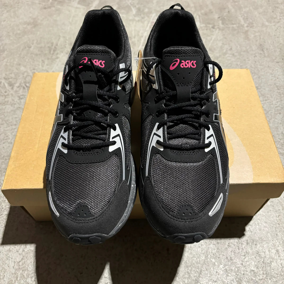 Asics Gel Venture 6 Obsidian Red Trainers