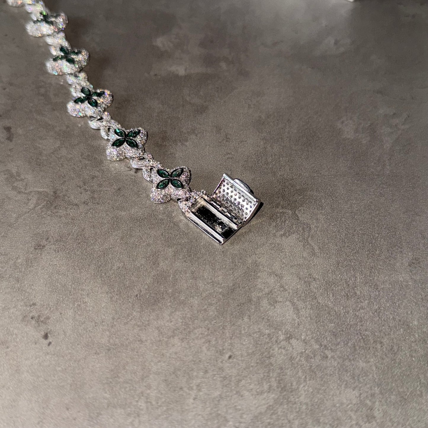 VVS Silver & Green Diamond Clover Bracelet