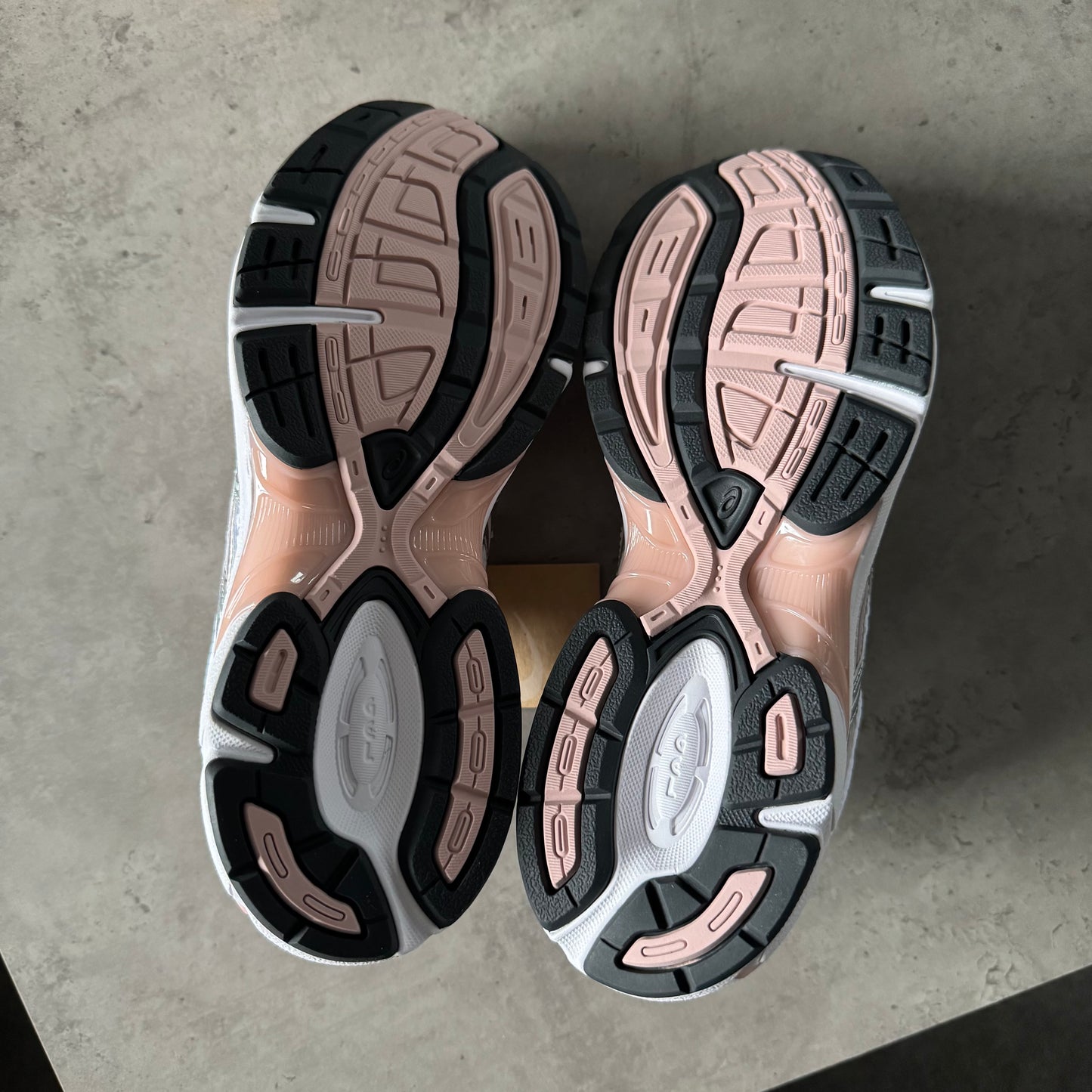 Asics Gel 1130 Neutral Pink Trainers