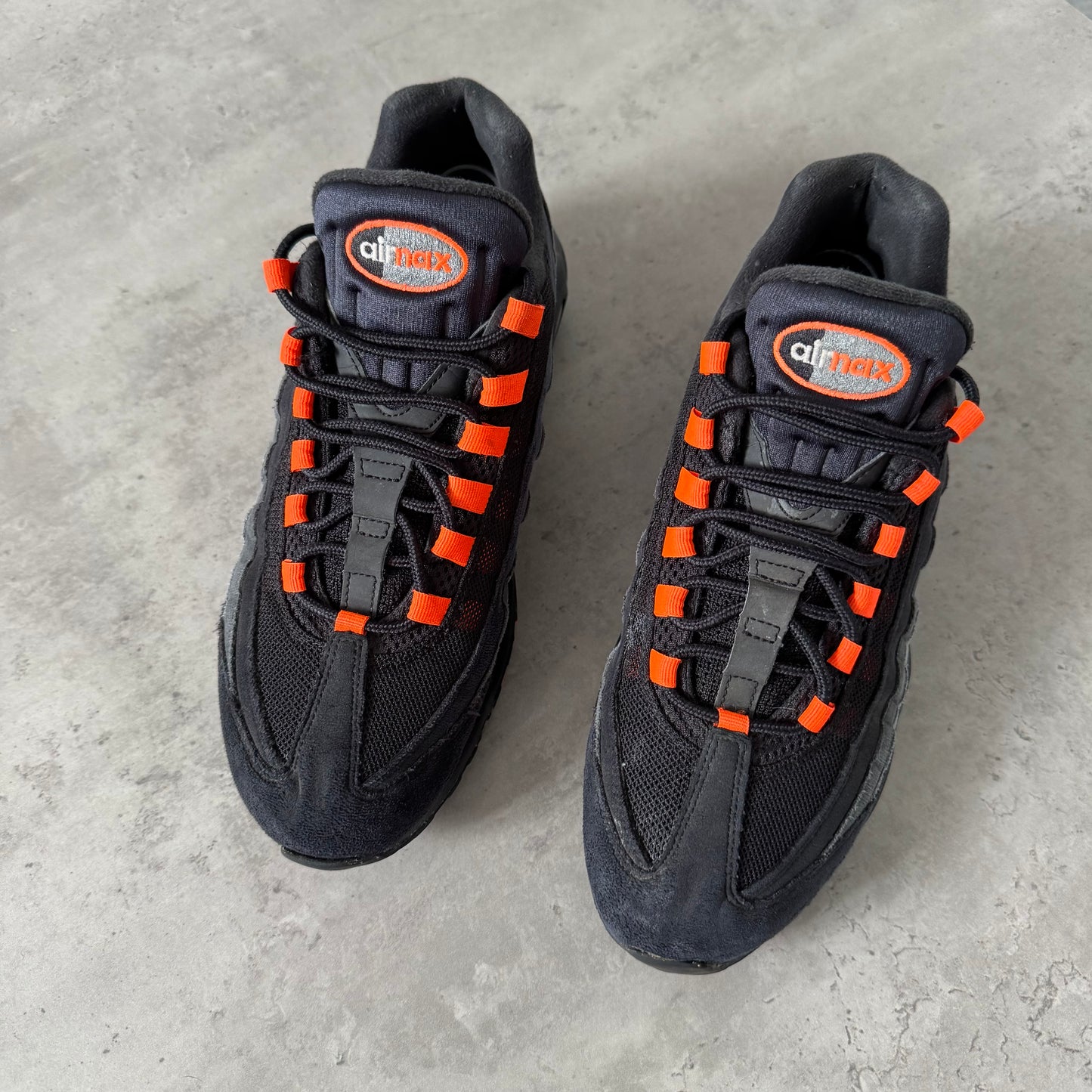 Nike Air Max 95 Hyper Crimson Trainers