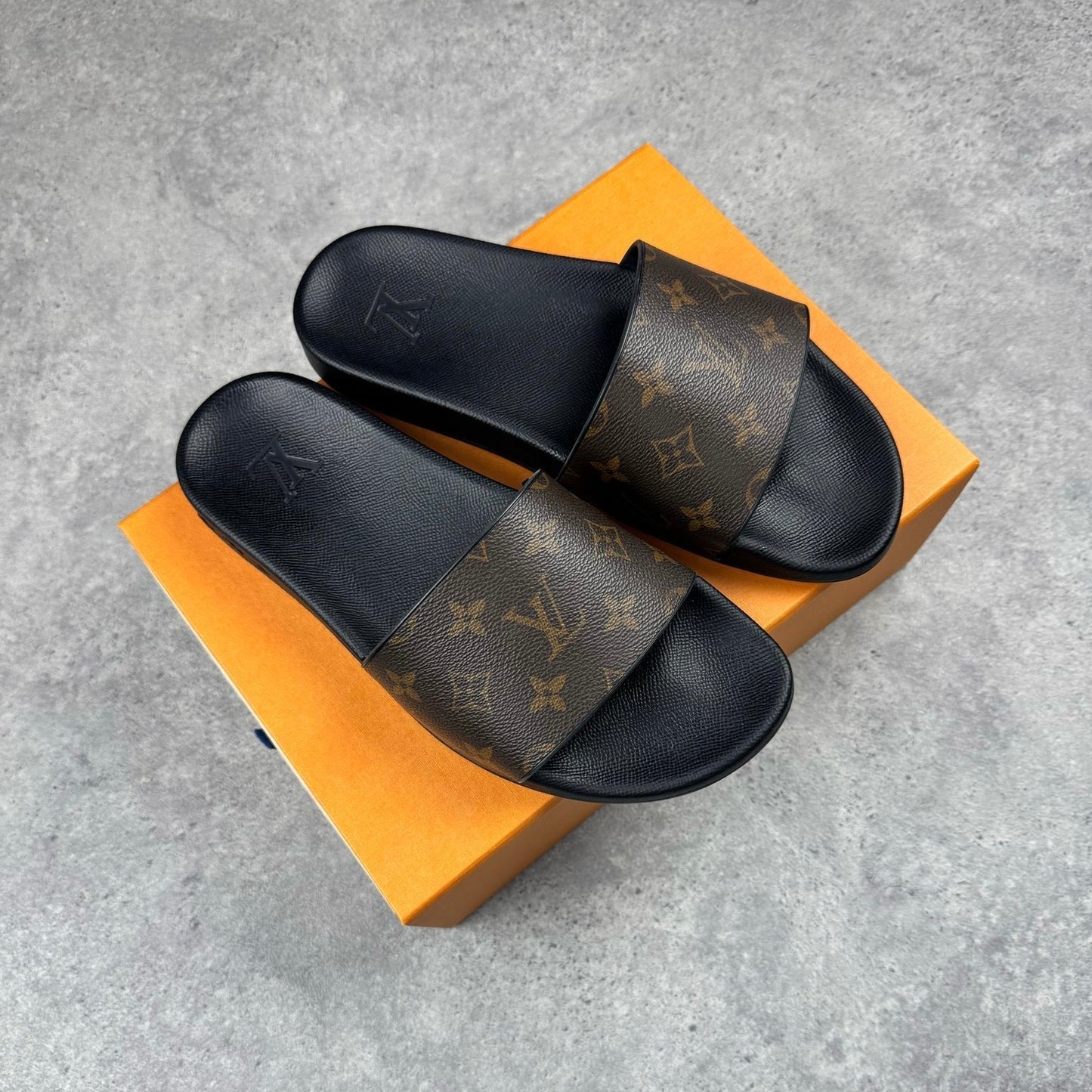 Louis Vuitton Monogram Sliders