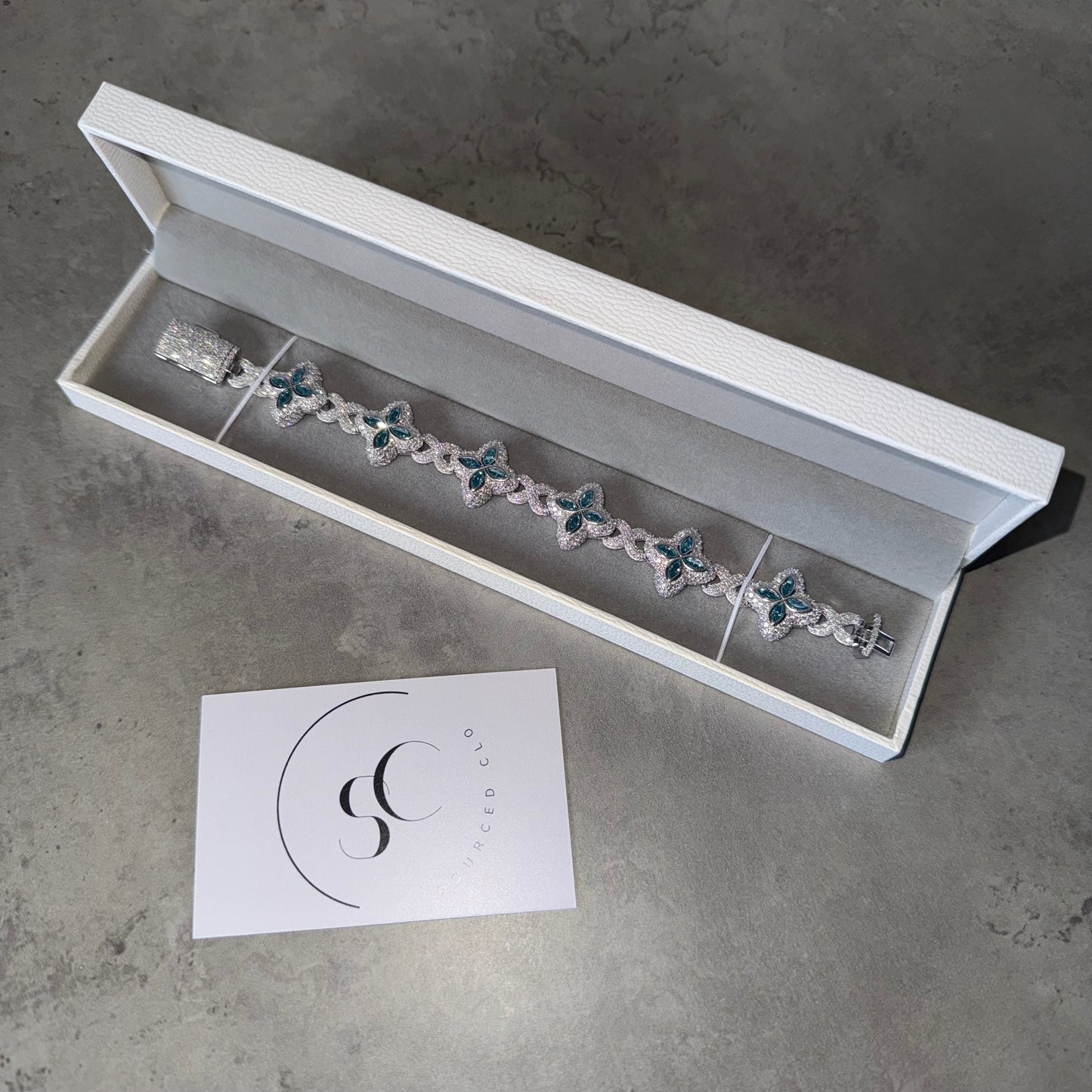 VVS Silver & Blue Diamond Clover Bracelet