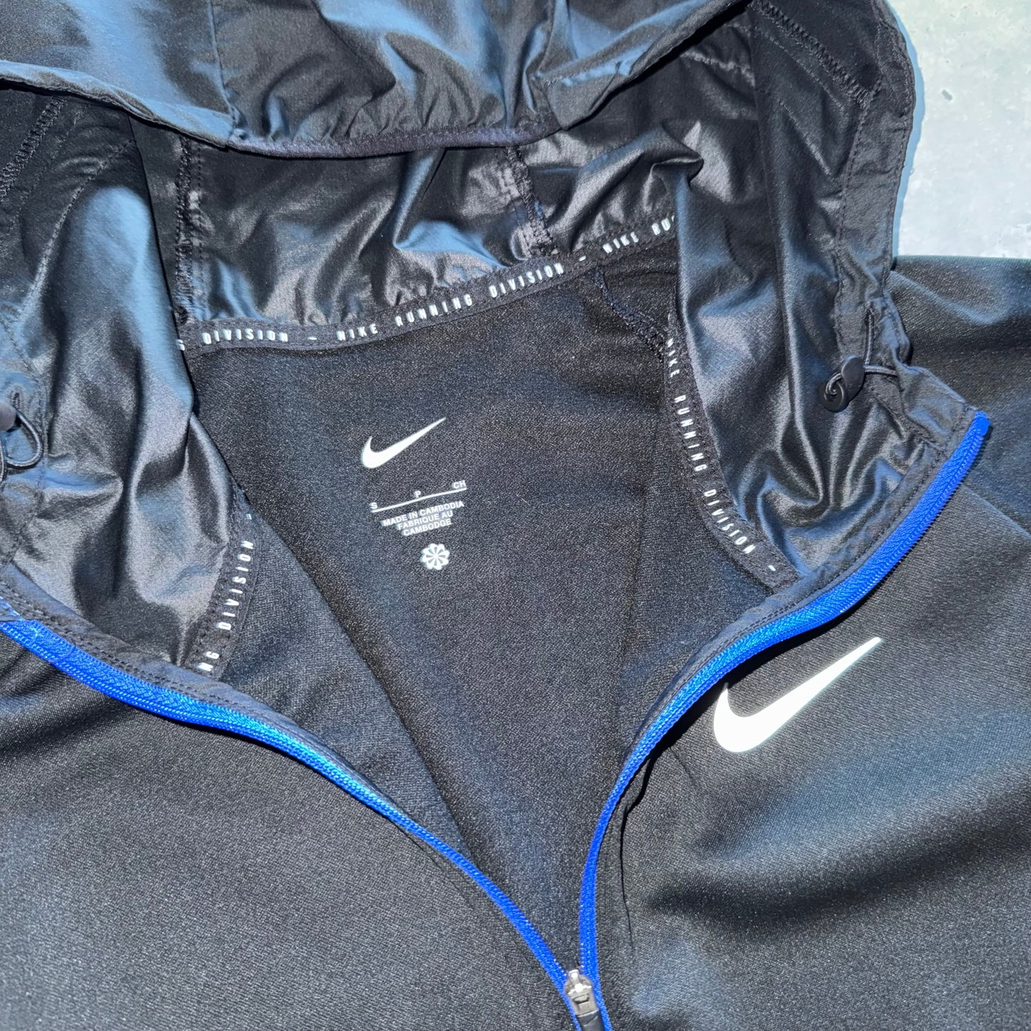 Nike Division Flash Black Windbreaker Jacket