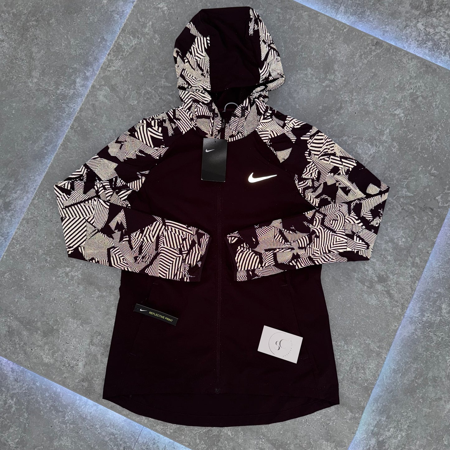 Nike Maroon Flash Running Women’s Windbreaker