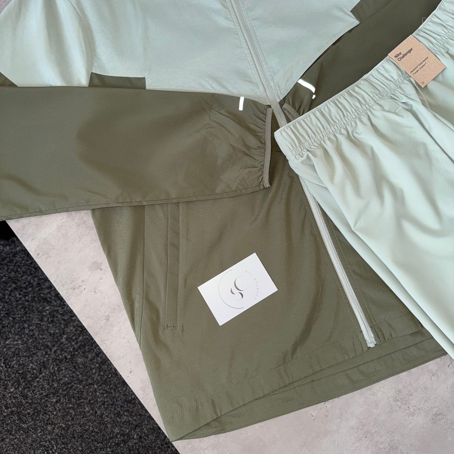 Nike Jade Horizon Windbreaker Short Set