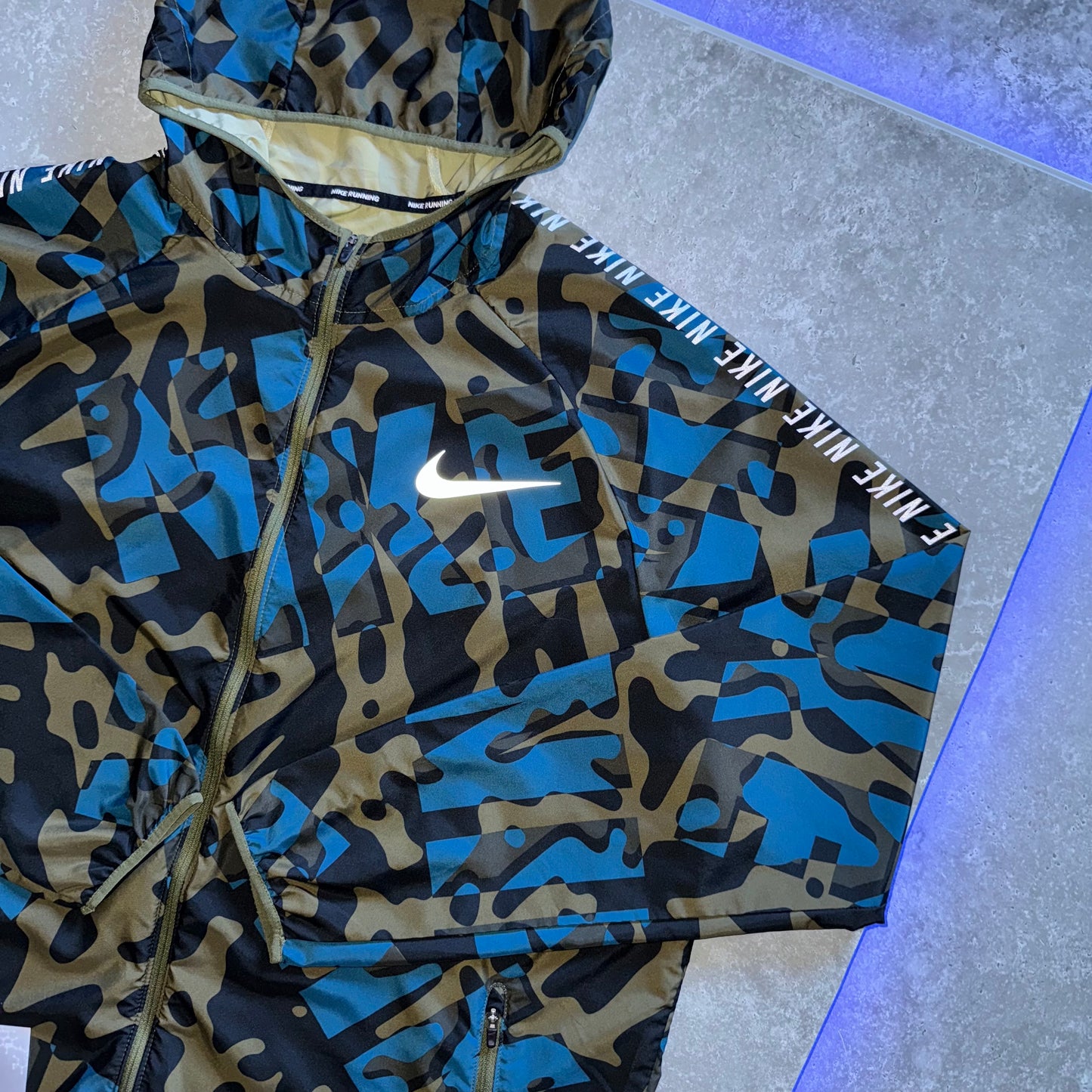 Nike Camo Windbreaker Jacket