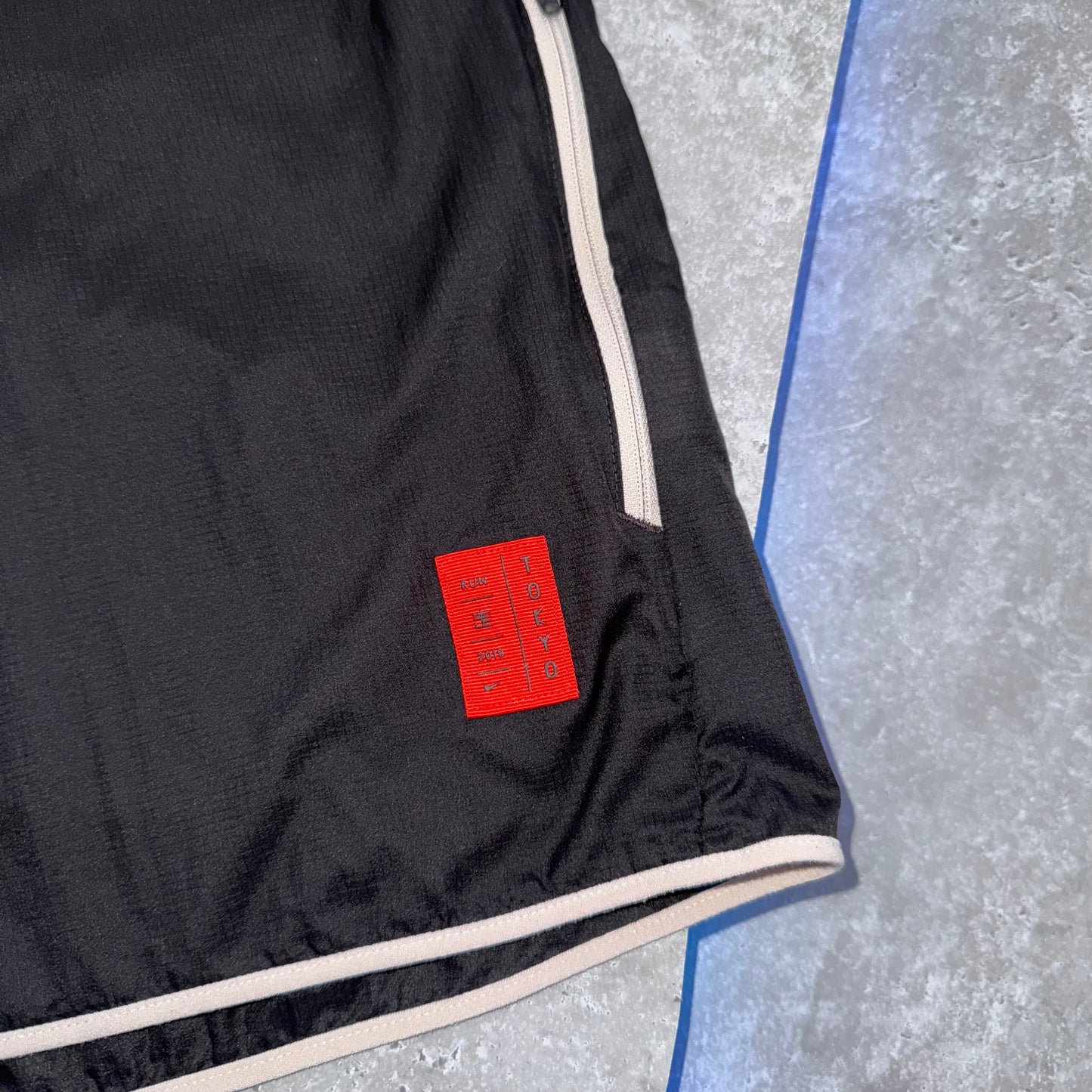 Nike Tokyo Pattern Windrunner