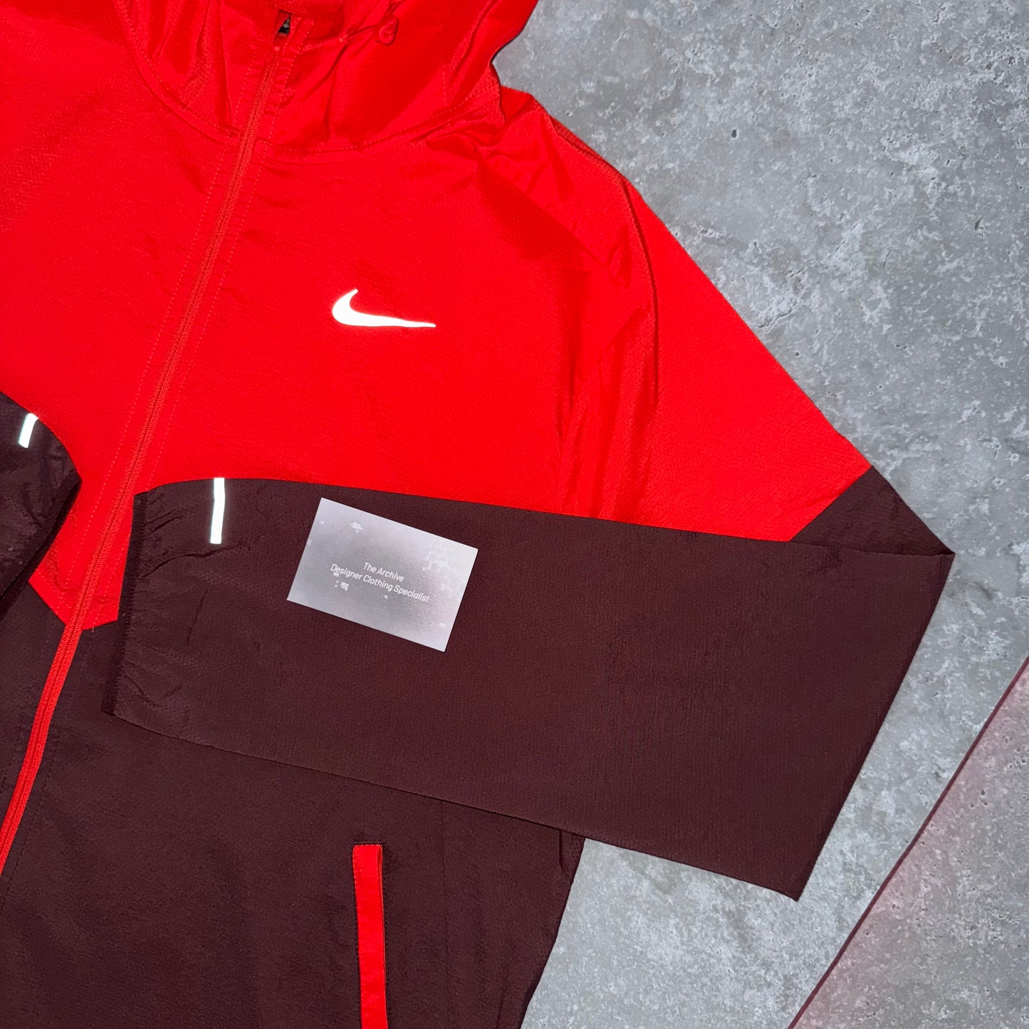 Nike Dark Red UV Red Windbreaker