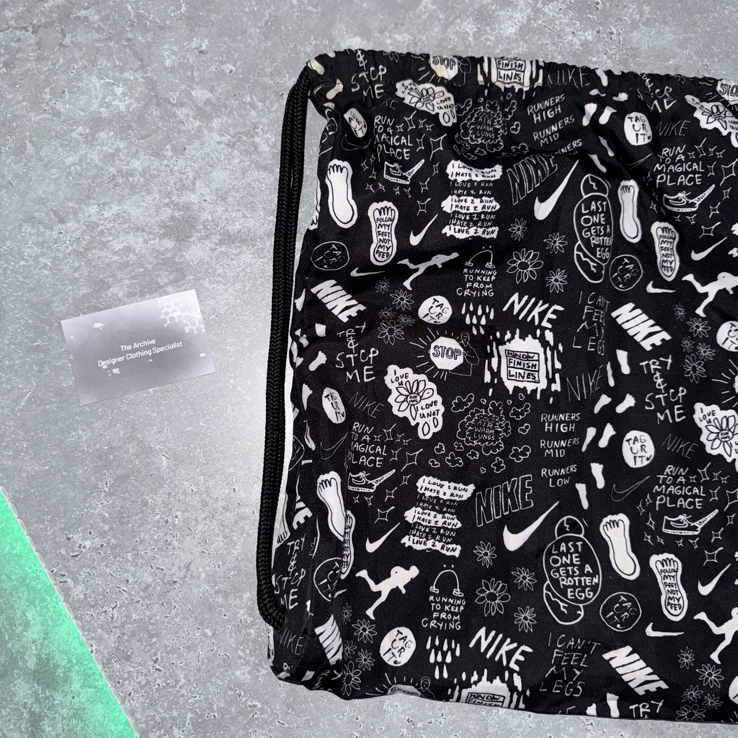 Nike Wild Run Black Pattern Drawstring Bag