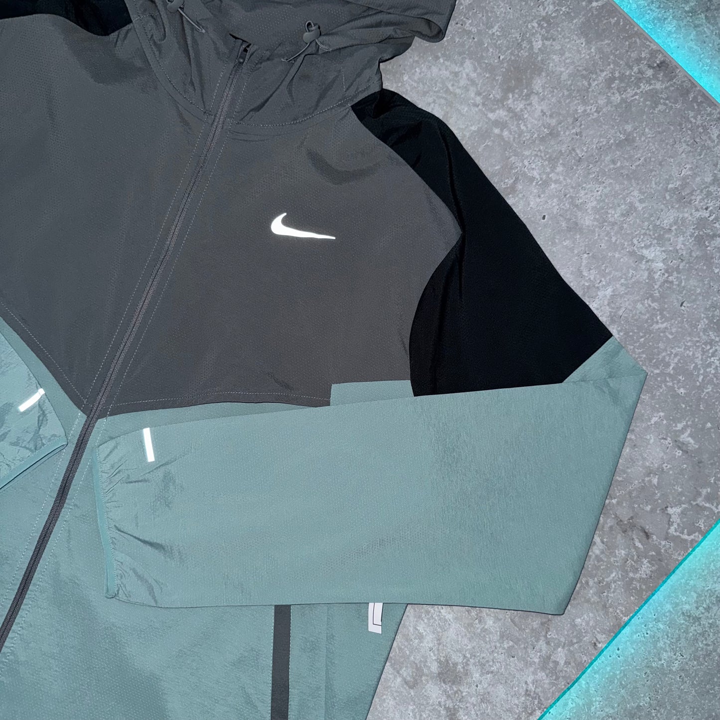 Nike Sage Green UV Windbreaker