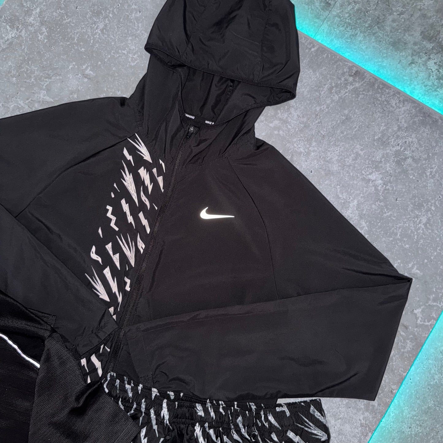 Nike Bolt 3 Piece Black Set