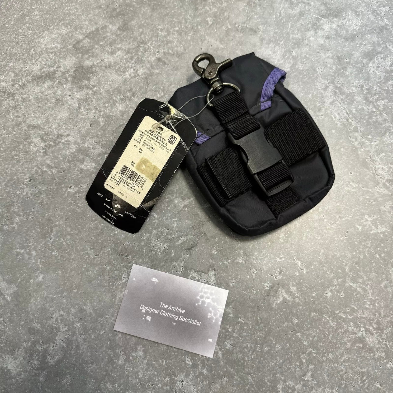 Vintage Y2K Nike Small Pouch Bag Sample