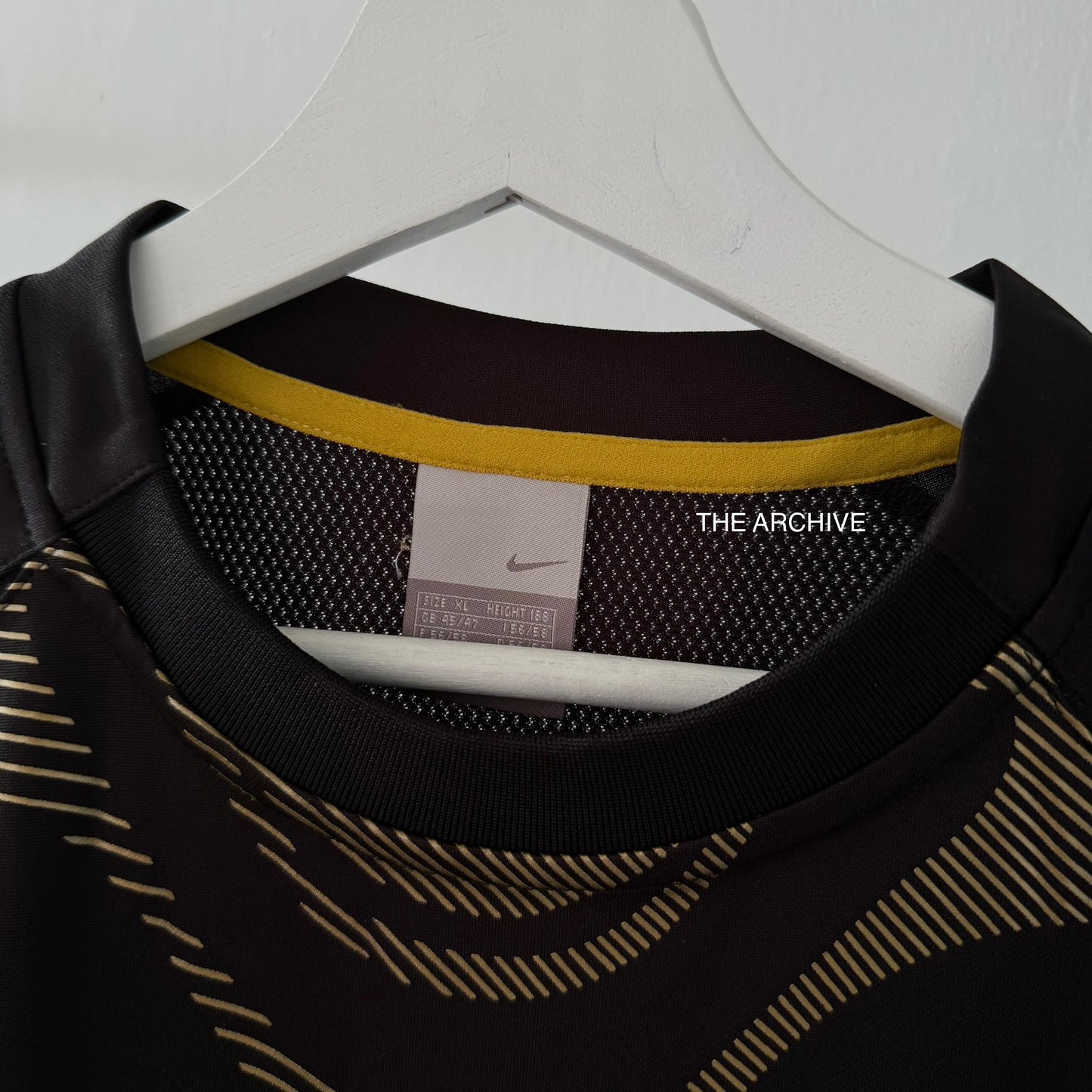 Y2K Nike TN Black Gold Pattern T Shirt