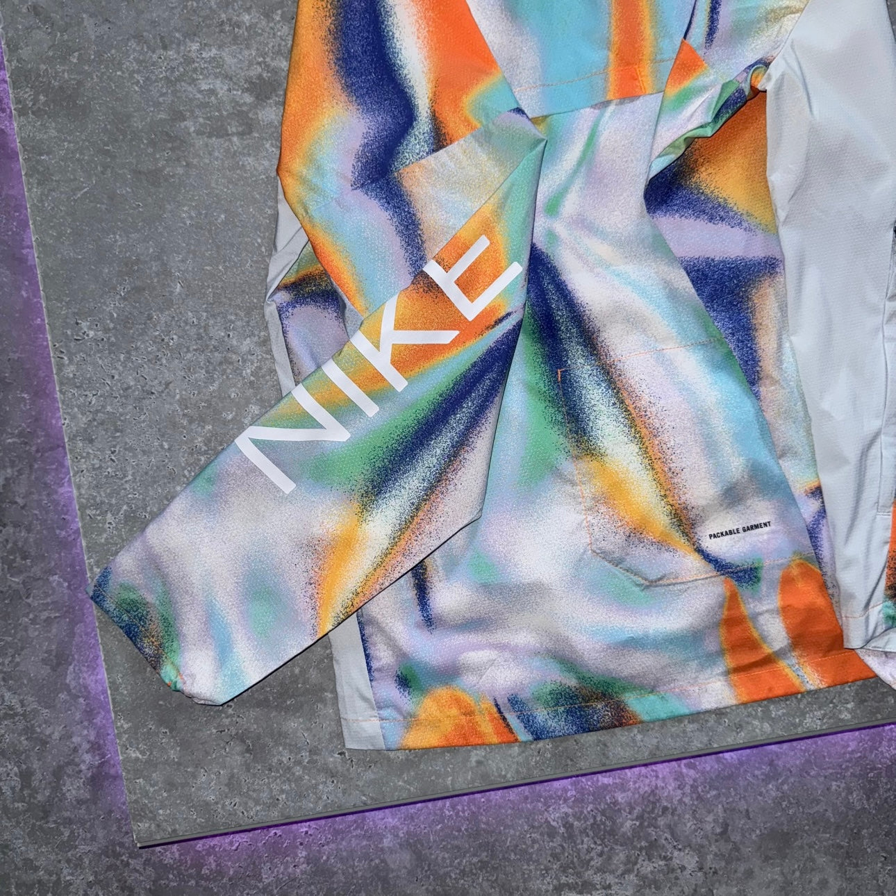Nike UV Dye Repel Windbreaker Jacket