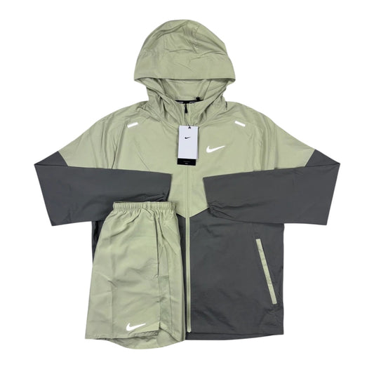 Nike Olive Aura UV Challenger Set