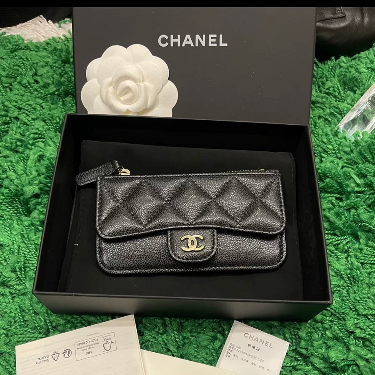 Chanel Black Leather Zip Cardholder