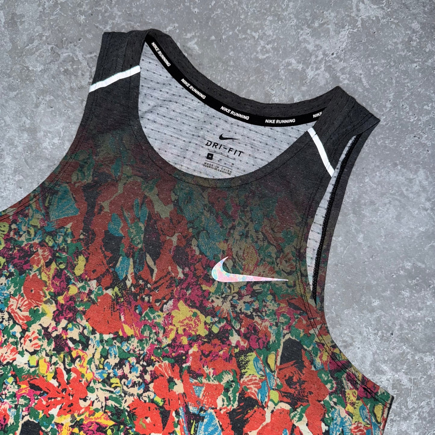 Nike Floral 1.0 Miler Vest
