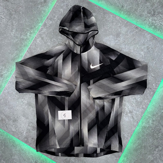 Nike Impossibly Light Pattern Windbreaker