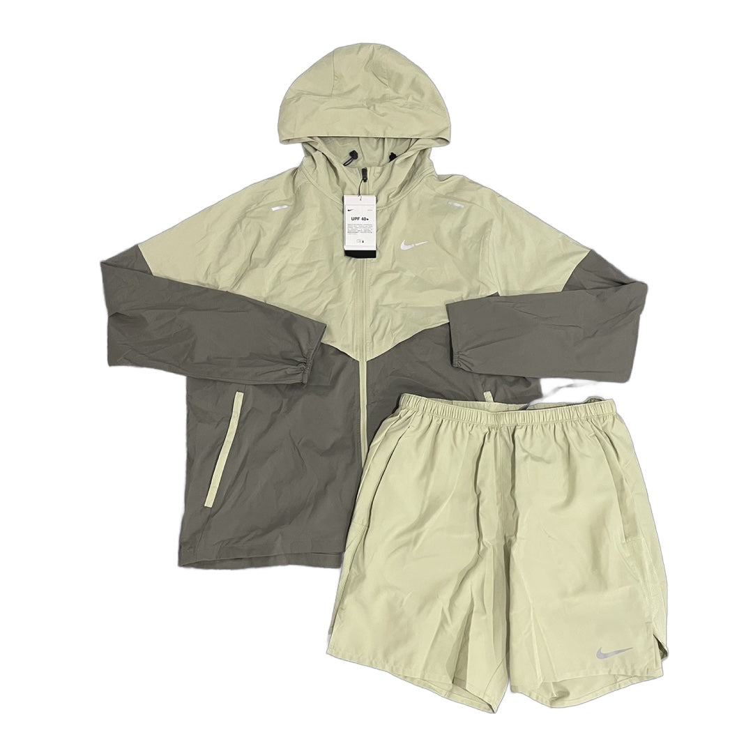 Nike Olive Aura Challenger Set