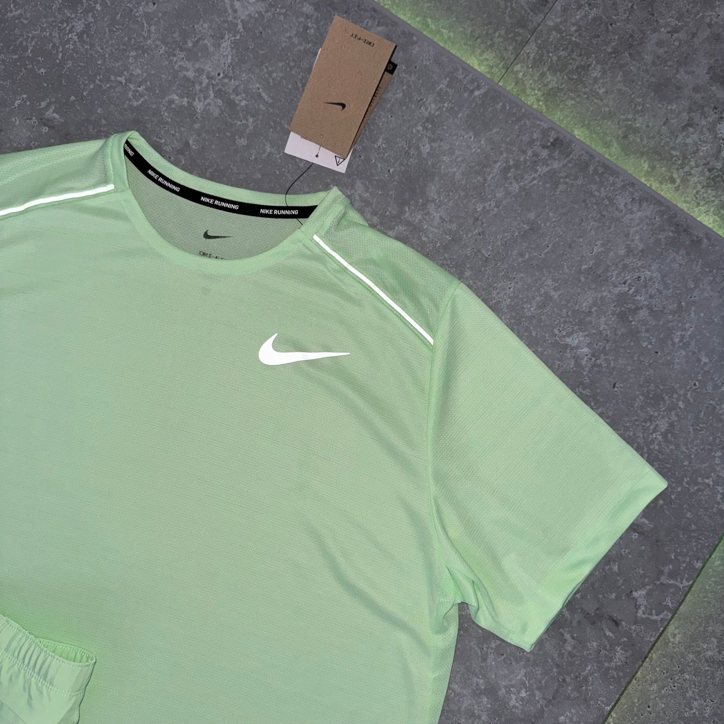 Nike Vapor Green 1.0 Miler Short Set