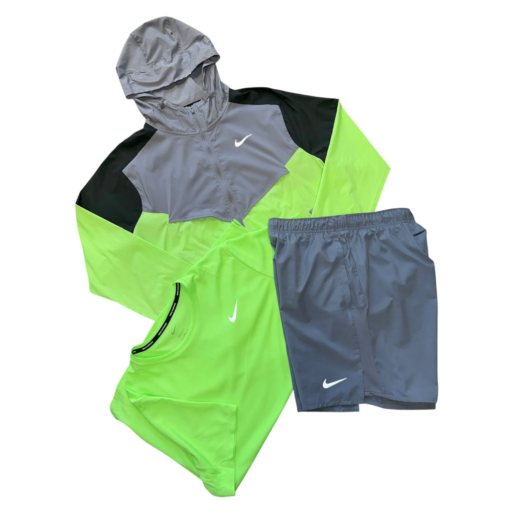Nike Ghost Green 3 Piece Running Set