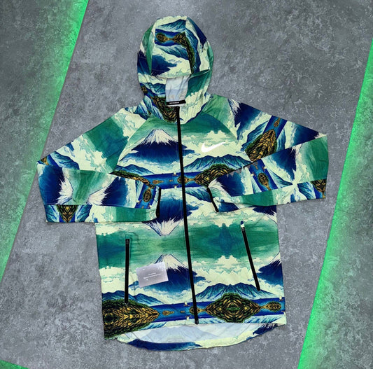 Nike Tokyo Mountain Windbreaker