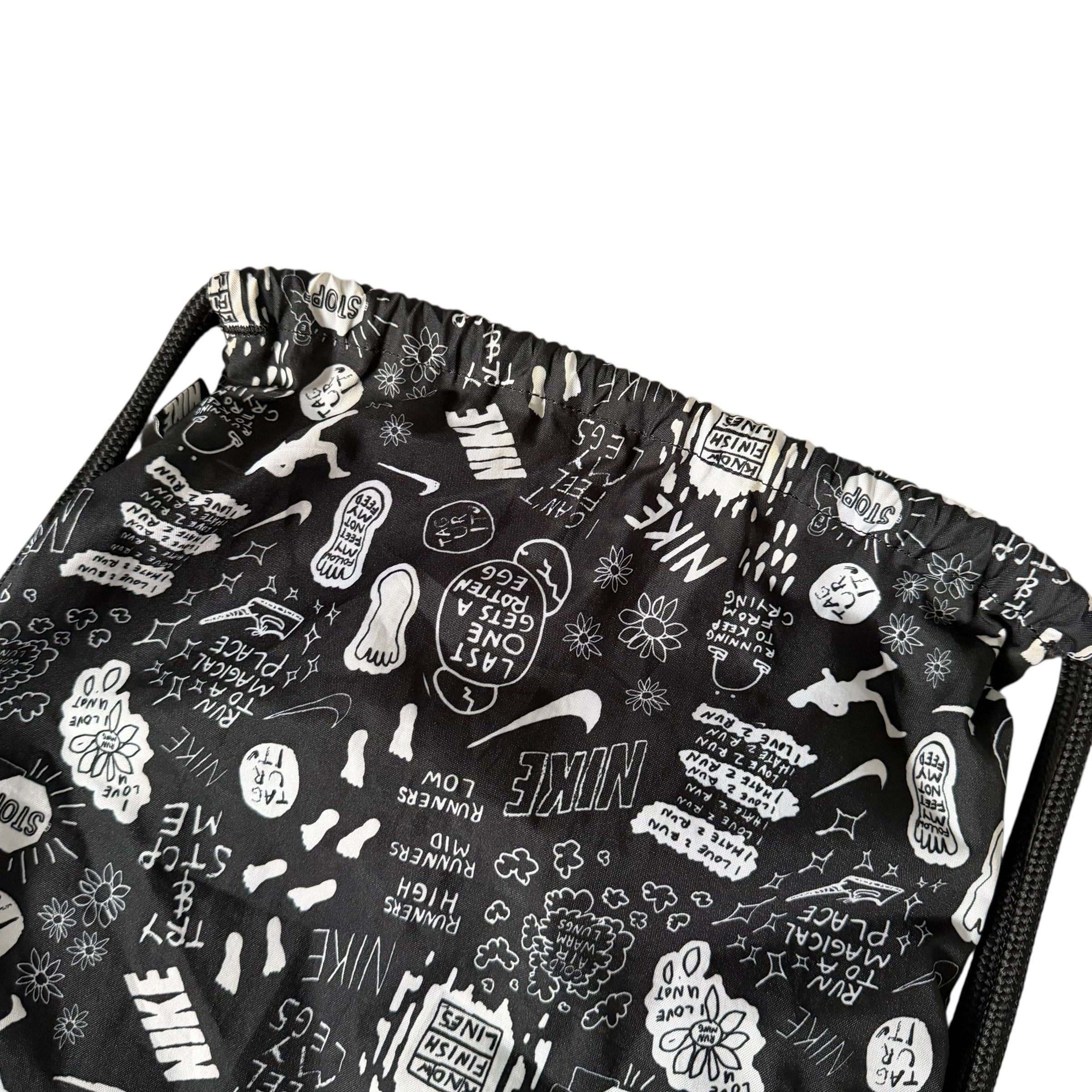 Nike Wild Run Black Pattern Drawstring Bag
