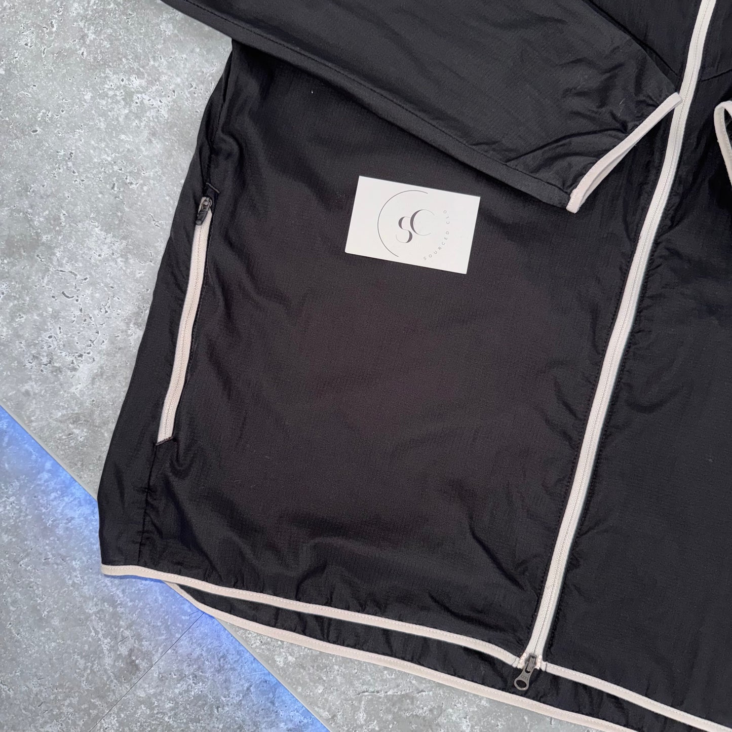 Nike Tokyo Pattern Windrunner