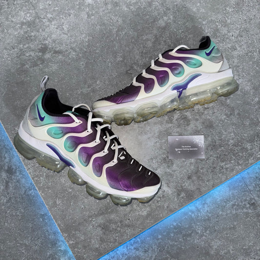 Nike Air Vapormax Plus Grape White Trainers